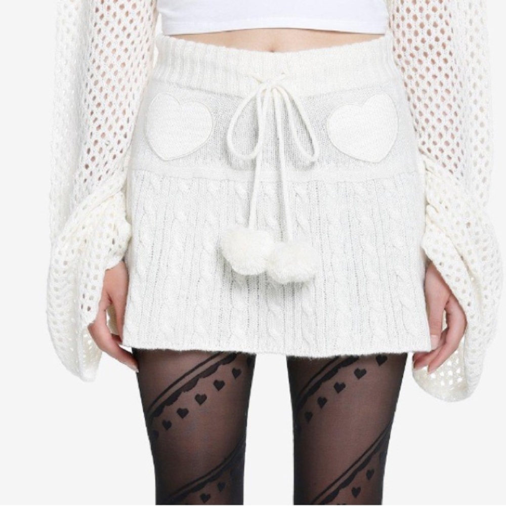 Ivory Heart Knit Sweater Skirt Hot Topic‎